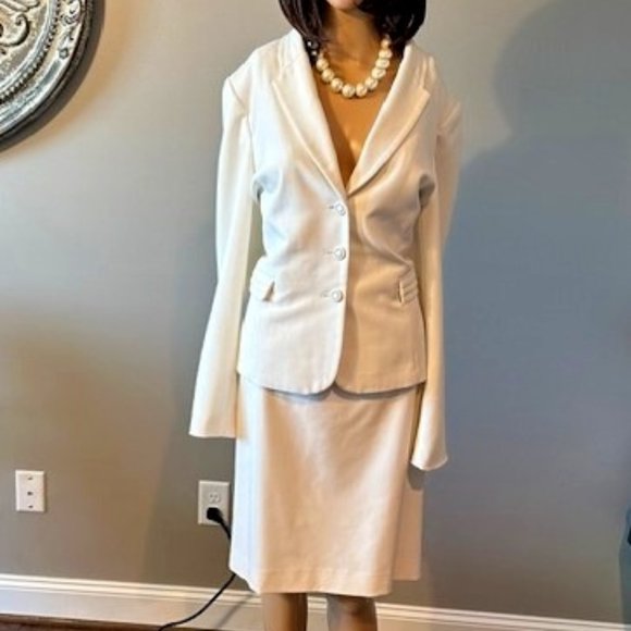 TAHARI CREAM SKIRT SUIT SIZE 14 - Picture 1 of 7